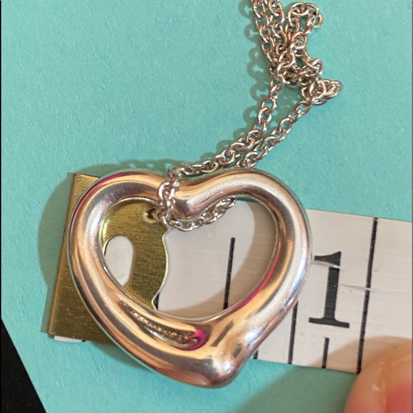 Tiffany & Co. Elsa Peretti open heart necklace - Picture 6 of 10